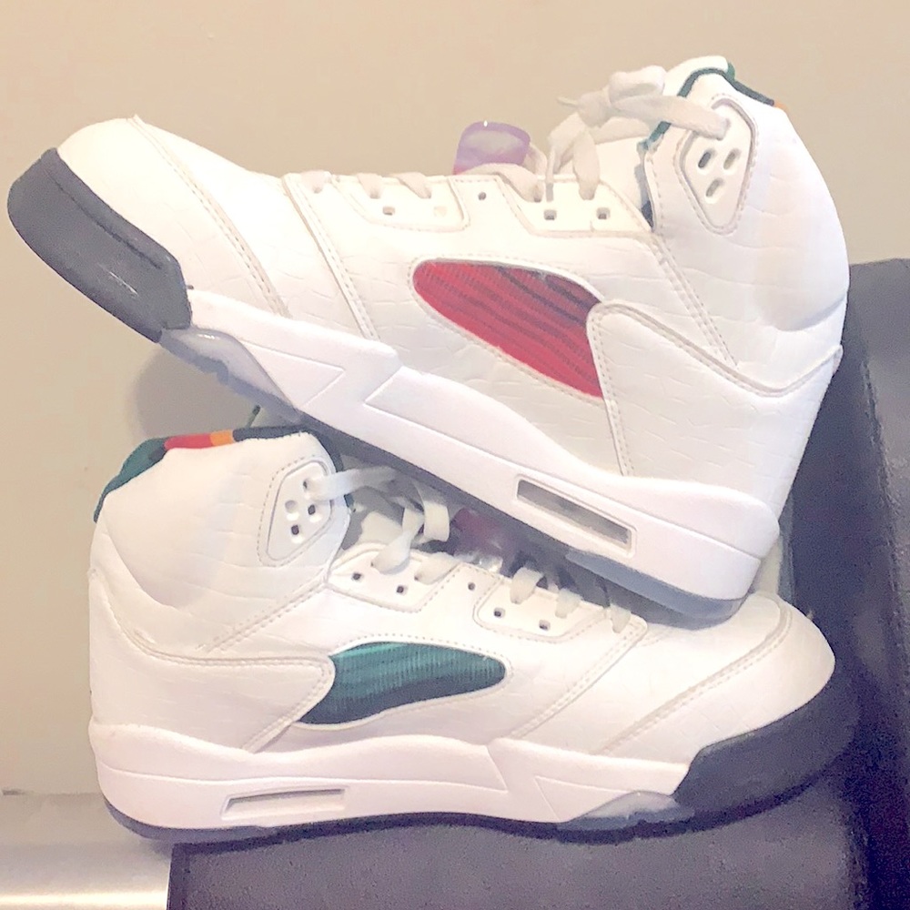 men's jordan 5 retro with african design inside